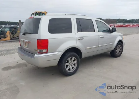 2008 Chrysler Aspen Limited z USA, uszkodzony, nr VIN 1A8HX58N98F107285